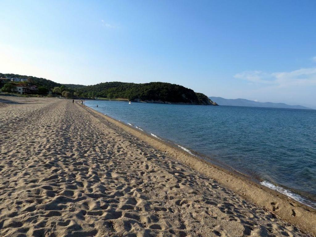Beachfront Stylish Maisonette In Ierissós Zewnętrze zdjęcie