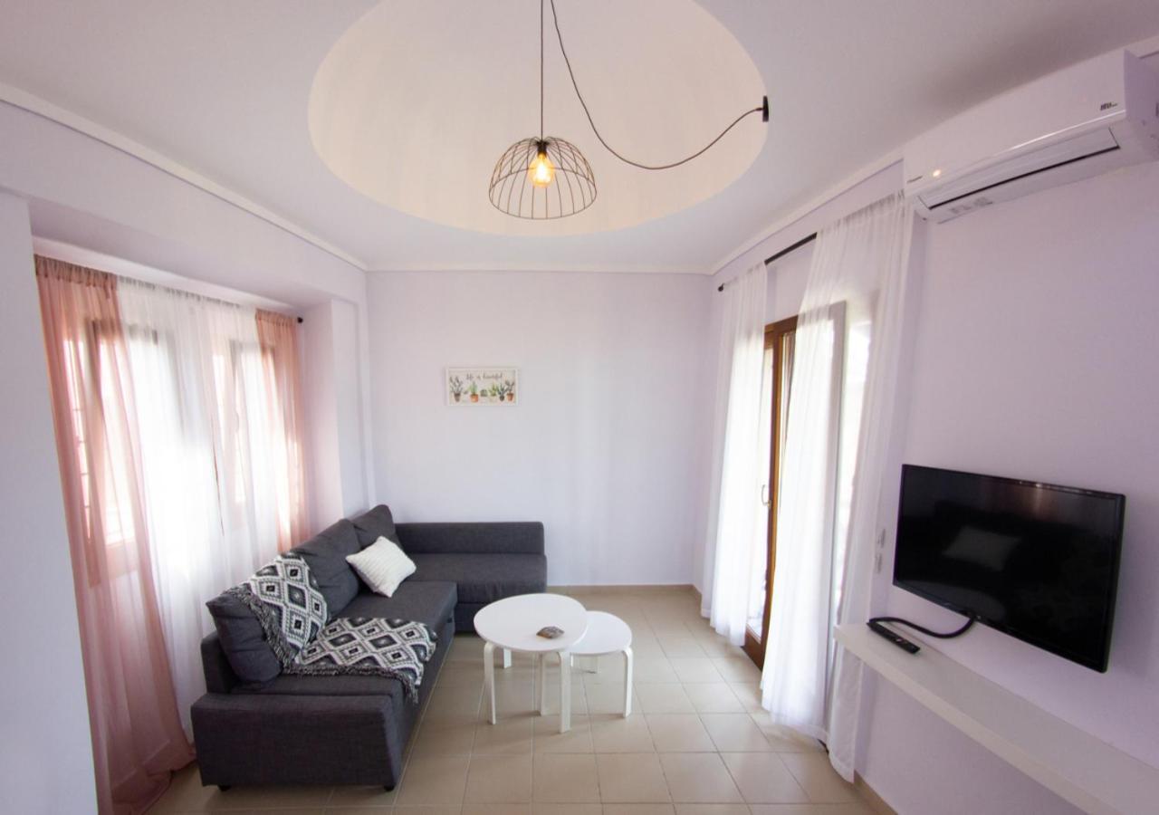 Beachfront Stylish Maisonette In Ierissós Zewnętrze zdjęcie
